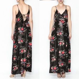 Honey Belle brand wrap around maxi dress 👗